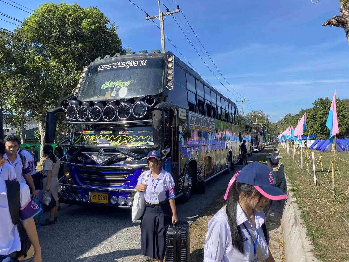 รถบัสนำเที่ยว ฉะเชิงเทรา